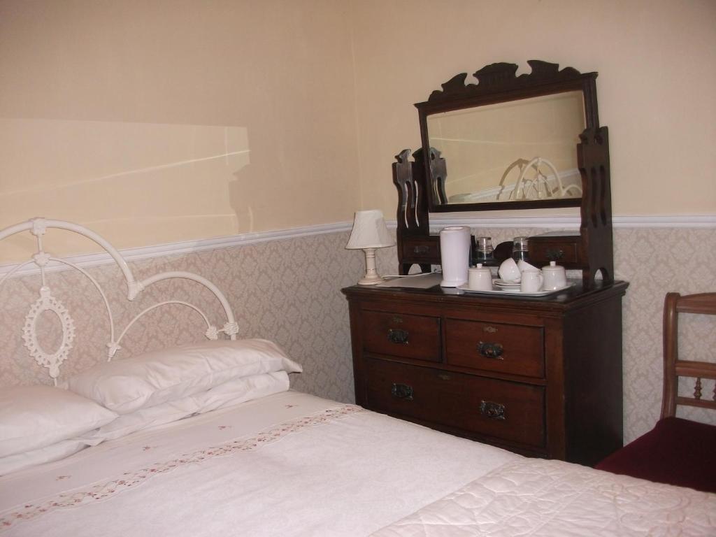 Fuchsia House Bed And Breakfast Connemara Renvyle Bilik gambar